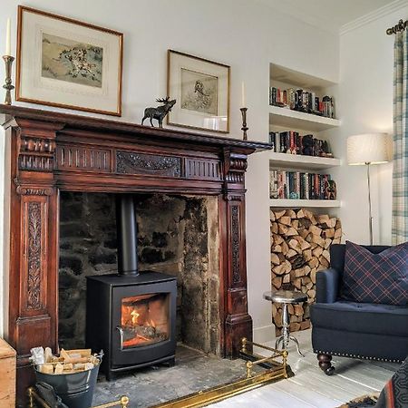 Central Hawick Spacious Stylish Flat With Log Burner Esterno foto